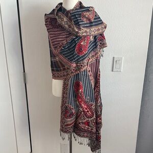 Paisley Patterned Scarf in Red and Blue